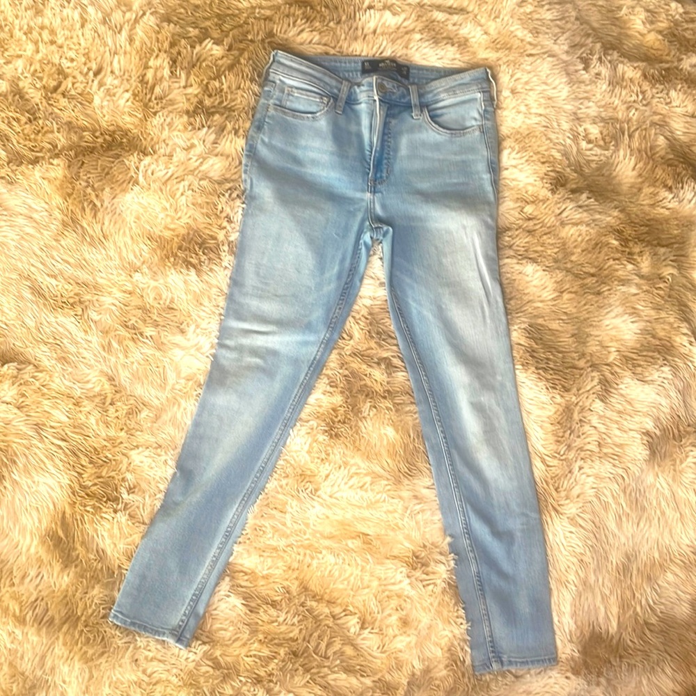 Hollister High Rise Skinny Jeans